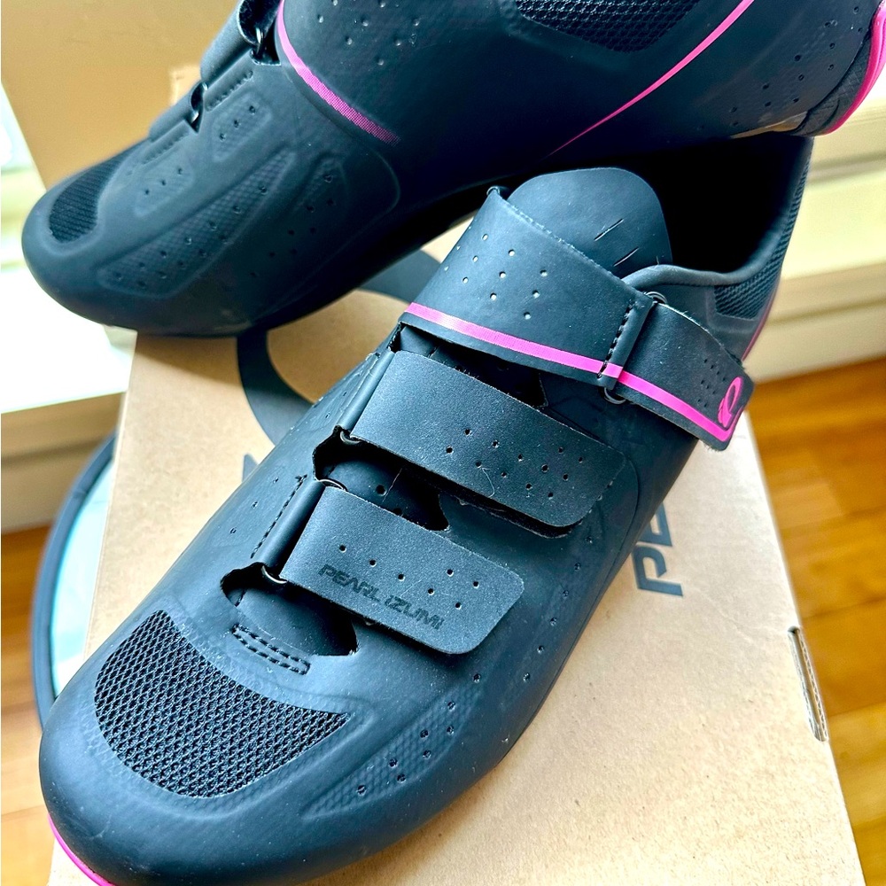 Pearl Izumi Cycling Shoe Women’s Size 11 US 43 EU